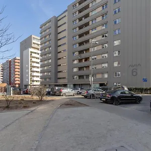  Apartament Avia Three Bedroom Two Balcony Ac & Parking By Renters