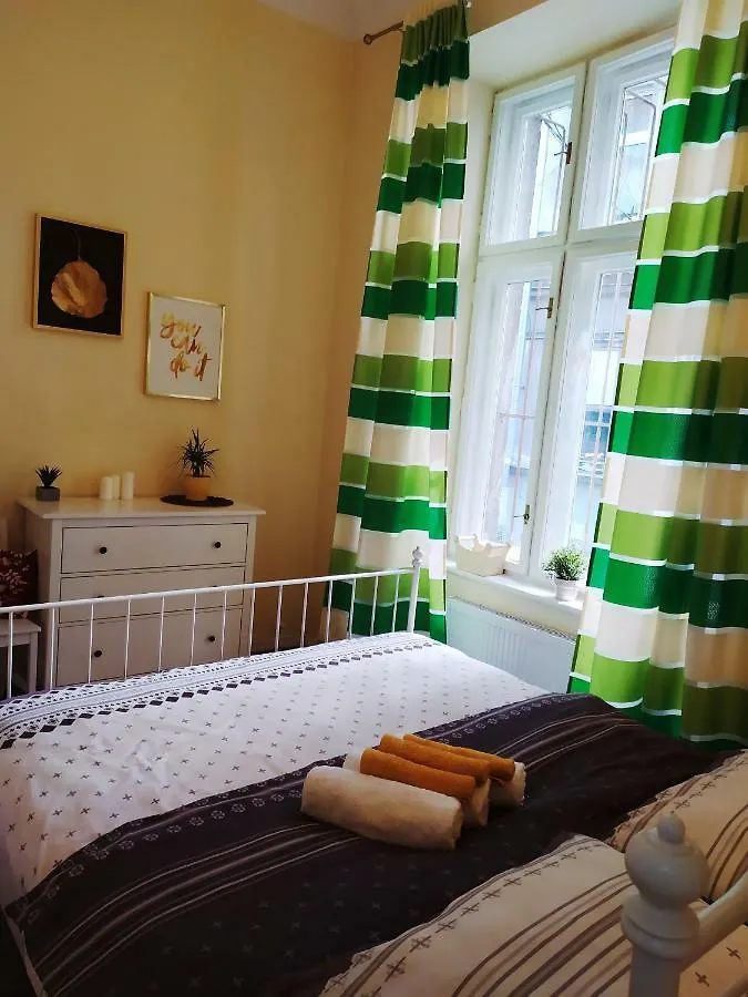 Beautiful Apartment With 1 Bedroom Main Square Krakow 0*,  Poland